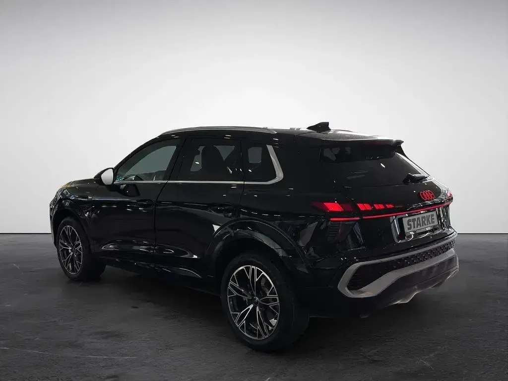 Gebraucht Audi Q3 Ambiente 272 PS (200 kW) 2025 Mythosschwarz metallic SUV