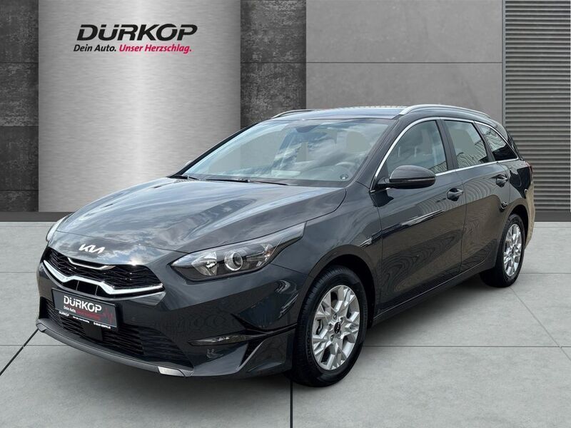 Schwarz Neu 2025 Kia Ceed Sportswagon 4 Kombi | 25.990 € (Guter Preis) - Bild 1/4