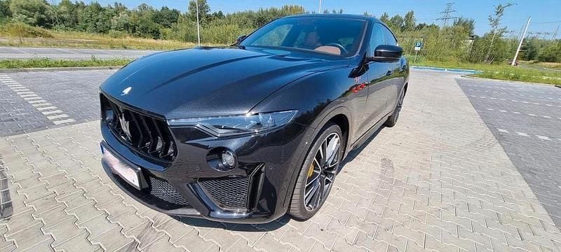 Schwarz Gebraucht 2022 Maserati Levante SUV | 95.900 € (Fairer Preis) - Bild 1/4