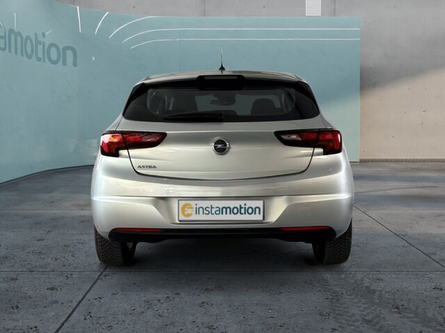 Silber Gebraucht 2021 Opel Astra Edition Limousine | 16.879 € (Fairer Preis) - Bild 1/2
