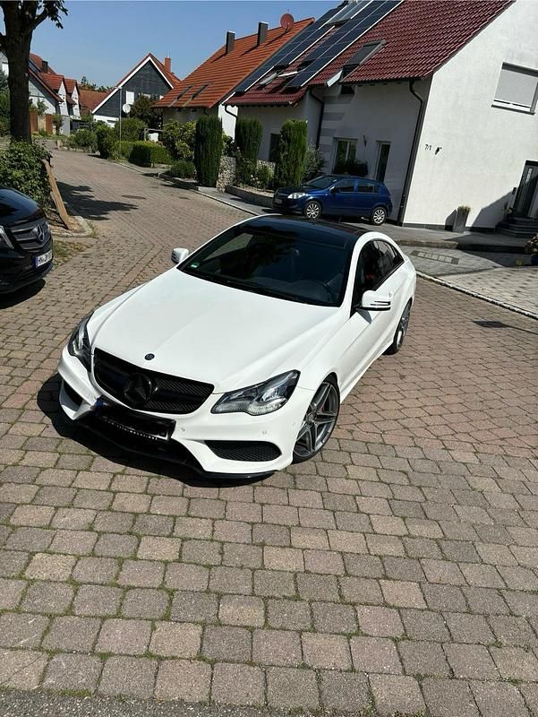Gebraucht Mercedes E500 408 PS (300 kW) 2014 Weiß Coupé