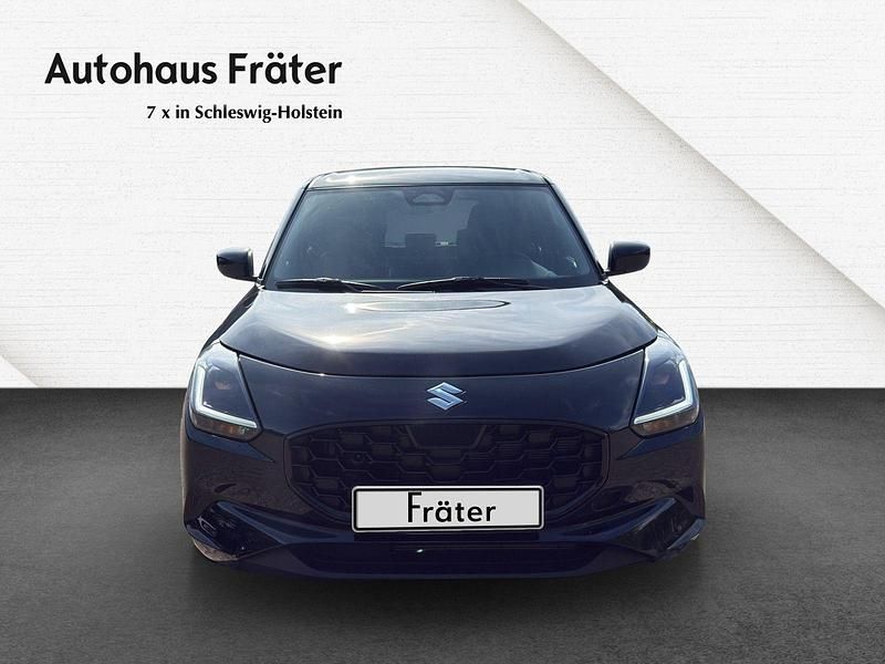 Neu Suzuki Swift Comfort 83 PS (61 kW) 2025 Schwarz Kleinwagen