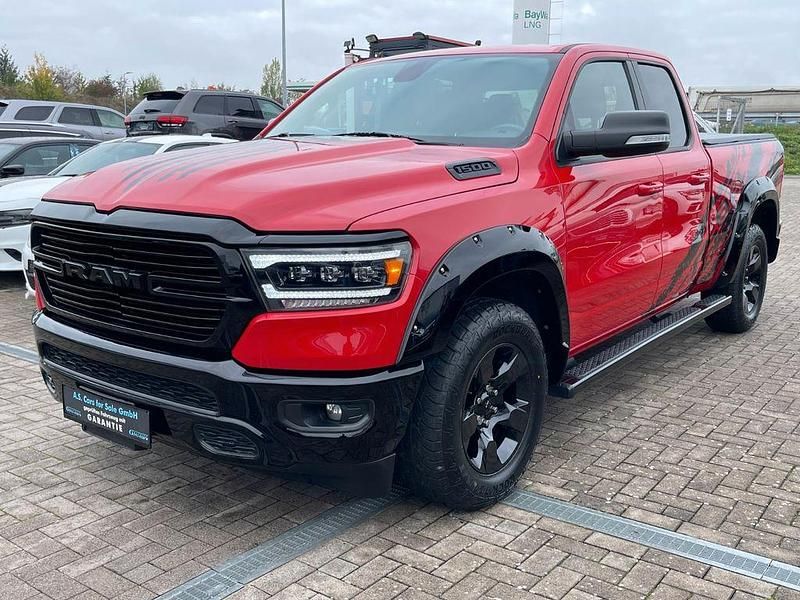 Gebraucht Dodge Ram 299 PS (219 kW) 2022 Rot Pickup