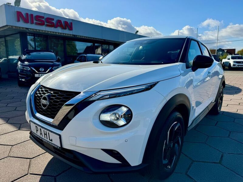 Brilliant white pearl Gebraucht 2024 Nissan Juke Tekna SUV | 21.990 € (Fairer Preis) - Bild 1/4