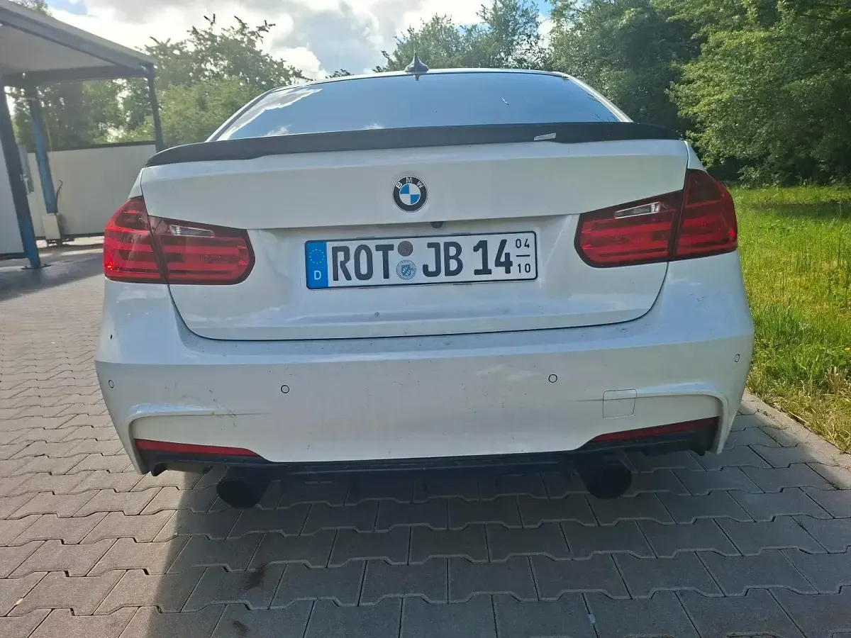 Gebraucht BMW 335 M Performance 306 PS (225 kW) 2012 Weiß Limousine