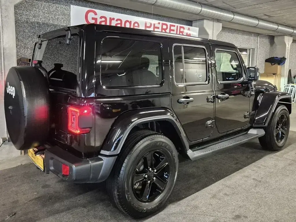 Gebraucht Jeep Wrangler Sahara 200 PS (147 kW) 2021 Schwarz SUV