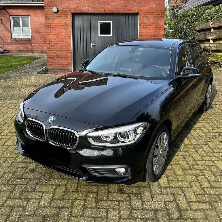 Gebraucht BMW 116 109 PS (80 kW) 2016 Schwarz Kleinwagen