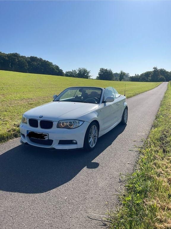 Gebraucht BMW 120 Cabriolet M Sport 170 PS (125 kW) 2012 Weiß Cabrio
