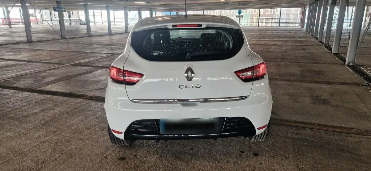Gebraucht Renault Clio LIMITED 90 PS (66 kW) 2018 Weiß Kleinwagen