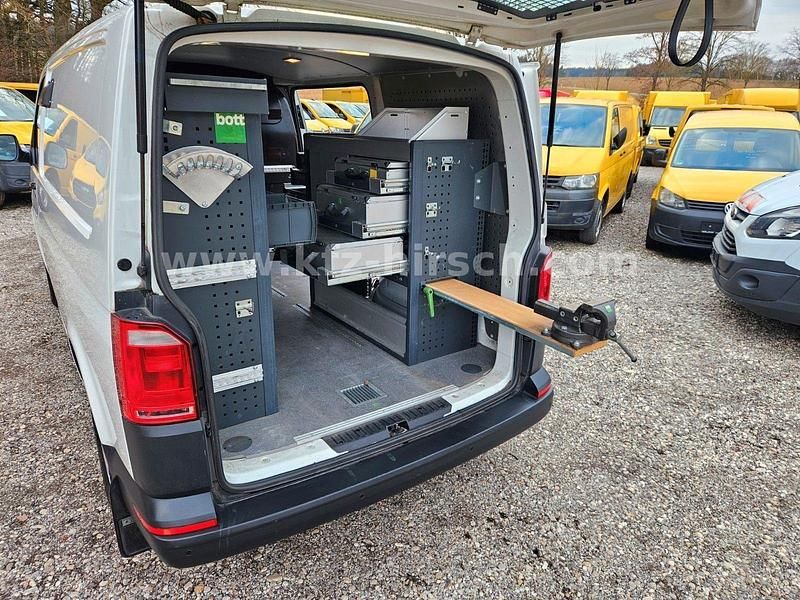 Gebraucht VW Transporter 140 PS (102 kW) 2016 Weiß Van
