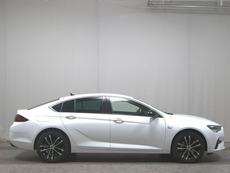 Gebraucht Opel Insignia Ultimate 174 PS (127 kW) 2021 Weiss Limousine