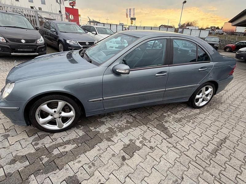 Gebraucht Mercedes C180 143 PS (105 kW) 2004 Grau Limousine
