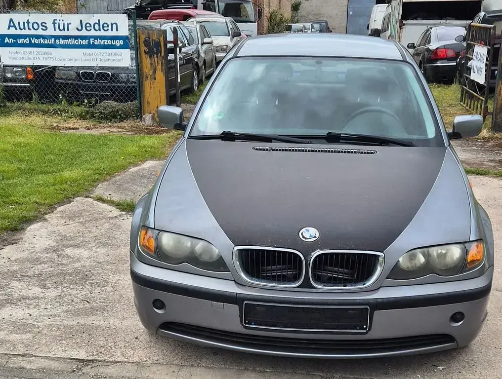 Gebraucht BMW 316 116 PS (85 kW) 2004 Grau Limousine