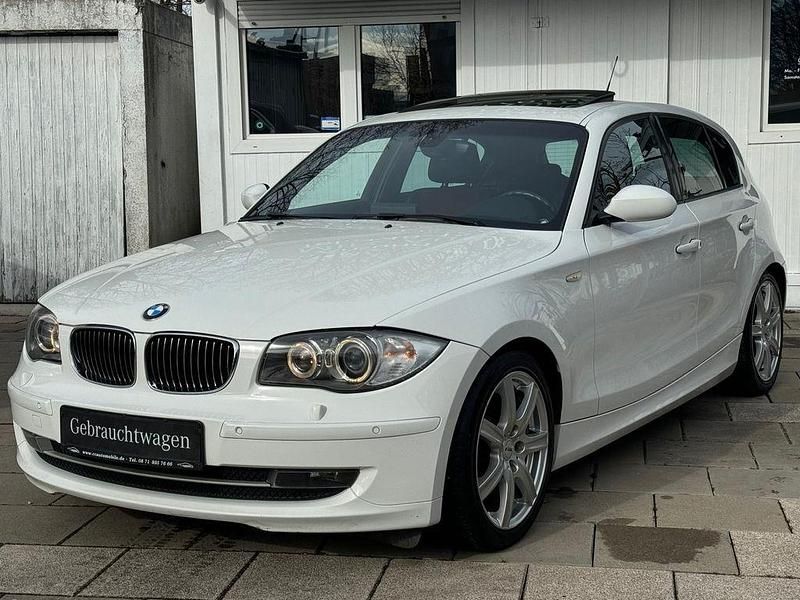 Gebraucht BMW 130 Sport Line 265 PS (194 kW) 2008 Weiß Kleinwagen