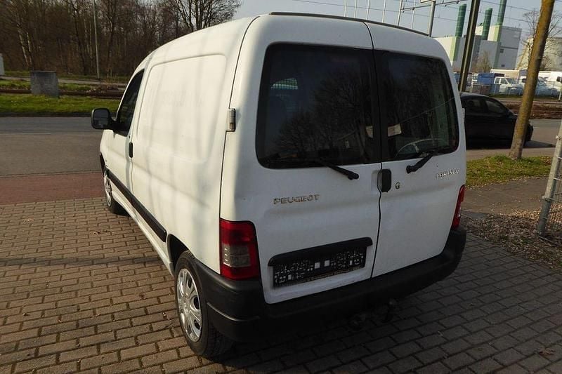Gebraucht Peugeot Partner 75 PS (55 kW) 2007 Weiß Van / Kleinbus
