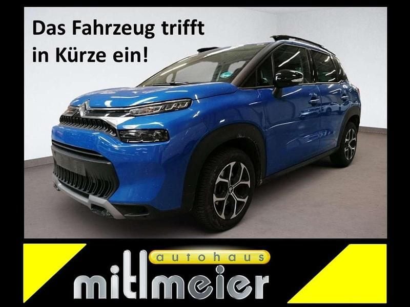 Blau voltaicblau met. Gebraucht 2024 Citroën C3 Aircross PureTech SUV | 15.750 € (Superpreis) - Bild 1/3