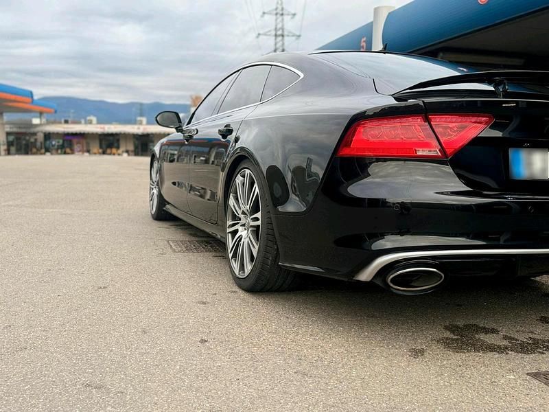 Second-hand Audi RS7 S-Line 340 CP (250 kW) 2011 Negru Hatchback