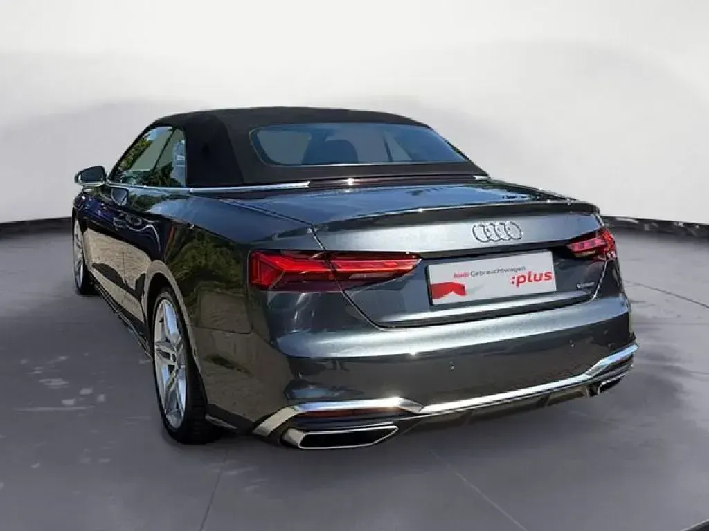 Gebraucht Audi A5 Cabriolet S-Line 265 PS (194 kW) 2023 Grau Cabrio