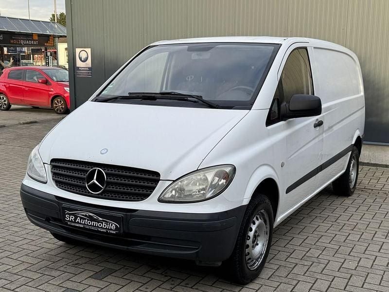 Weiß Gebraucht 2010 Mercedes Vito Van | 3.800 € (Superpreis) - Bild 1/4