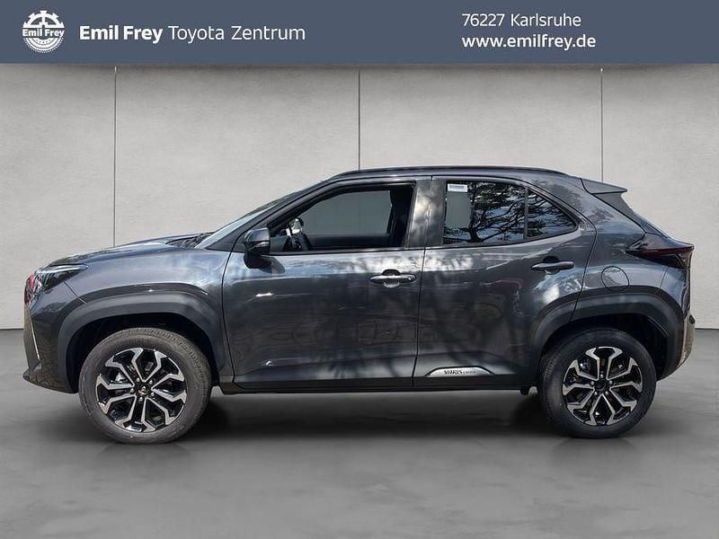 Marlingrau metallic Neu 2025 Toyota Yaris Cross SUV | 30.490 € (Guter Preis) - Bild 1/4