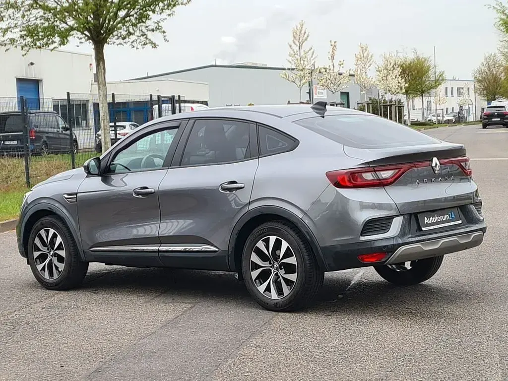 Gebraucht Renault Arkana Zen 140 PS (102 kW) 2021 Grau SUV