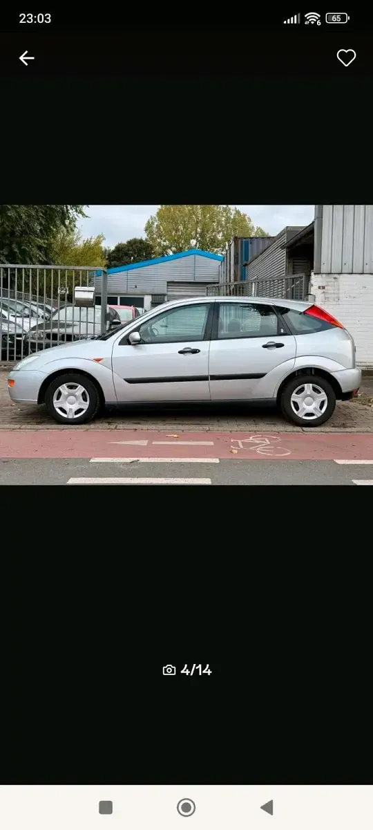 Usado Ford Focus 101 CV (74 kW) 2001 Plateado Utilitario