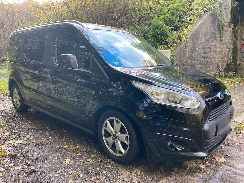 Gebraucht Ford Tourneo Connect Titanium 120 PS (88 kW) 2016 Schwarz Van / Kleinbus