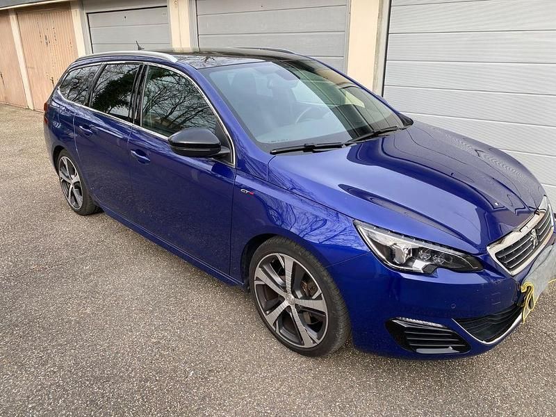 Gebraucht Peugeot 308 SW GT 181 PS (133 kW) 2016 Blau Kombi