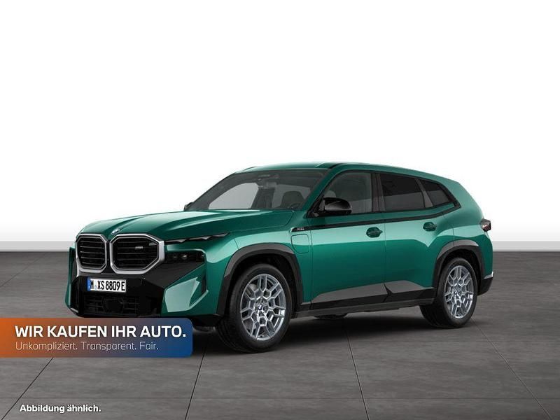 Gebraucht BMW XM Comfort Edition 476 PS (350 kW) 2025 Isle of man grün metallic SUV