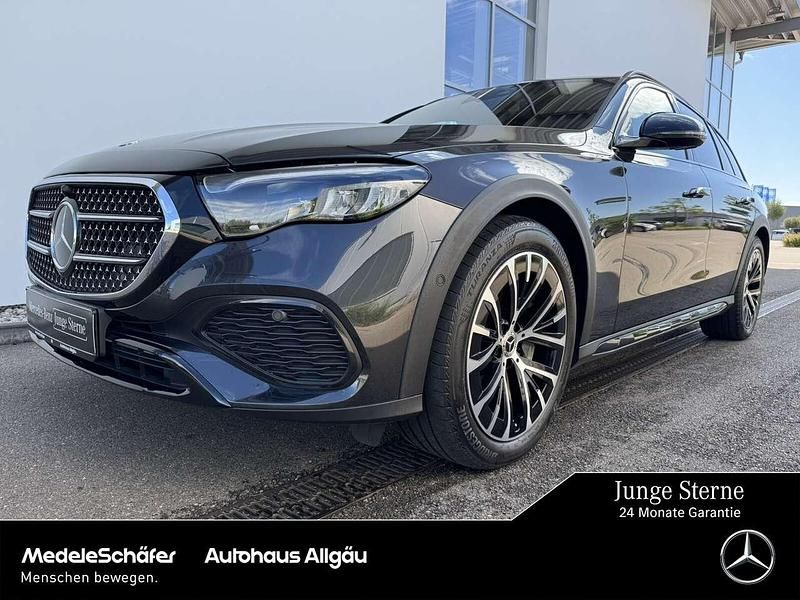 Lack graphitgrau Gebraucht 2024 Mercedes E220 Night Kombi | 59.840 € - Bild 1/4