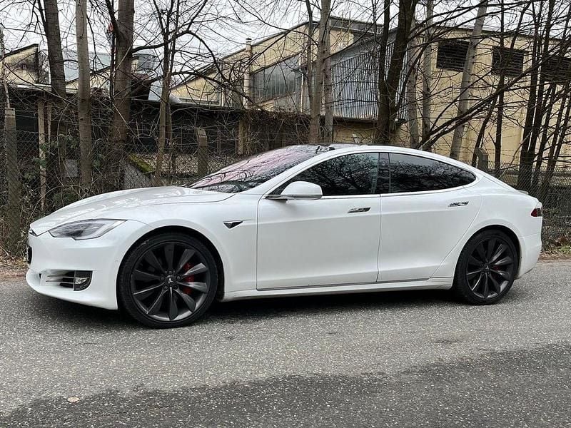 Gebraucht Tesla Model S 567 kW (772 PS) 2017 Weiß Kleinwagen
