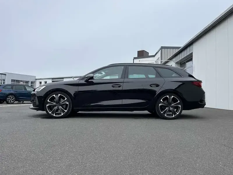 Usata Cupra Leon VZ1 245 CV (180 kW) 2024 Nero Station wagon