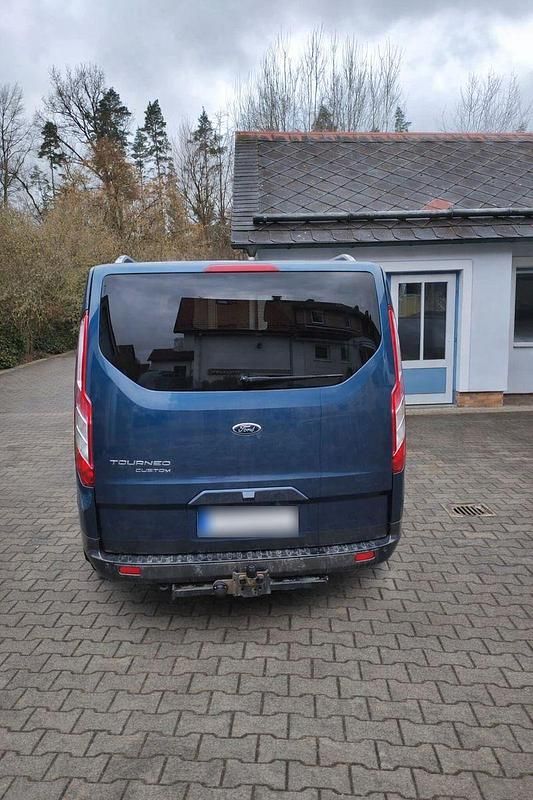 Gebraucht Ford Tourneo Active 131 PS (96 kW) 2022 Blau Van / Kleinbus
