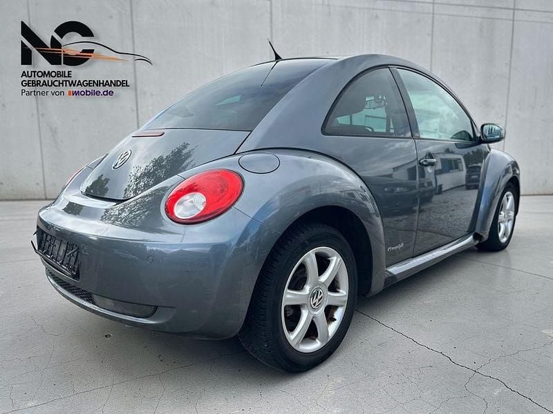 Gebraucht VW New Beetle 105 PS (77 kW) 2009 Grau Kleinwagen