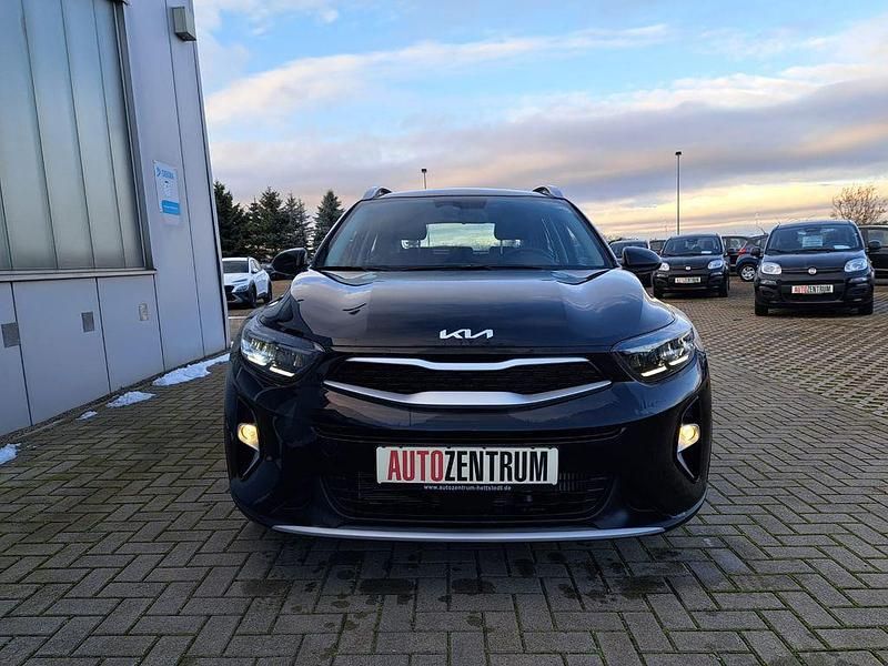 Neu Kia Stonic 101 PS (74 kW) 2026 Schwarz SUV