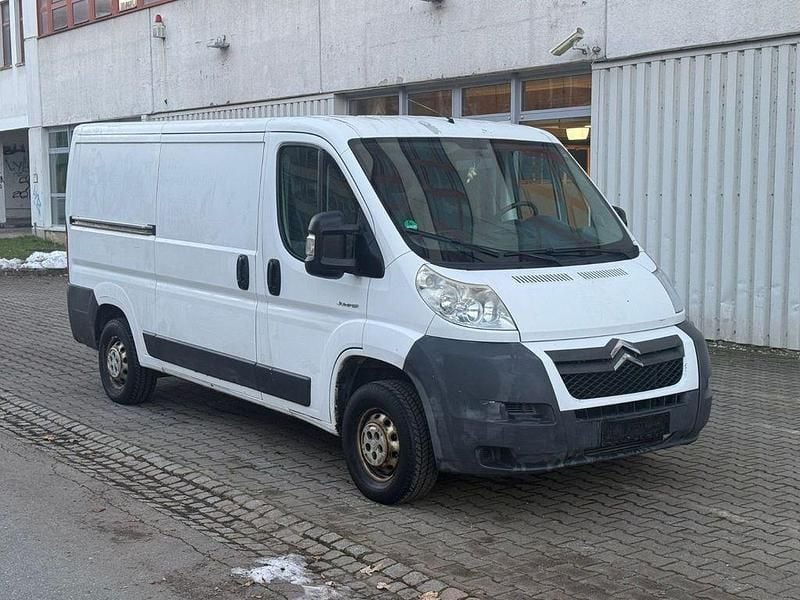 Weiß Gebraucht 2008 Citroën Jumper Van / Kleinbus | 3.999 € - Bild 1/4