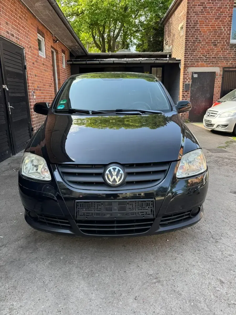 Używany VW Fox 55 KM (40 kW) 2005 Czarny Hatchback
