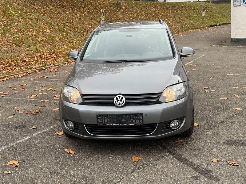 Grau Gebraucht 2013 VW Golf Plus Life Van / Kleinbus | 6.500 € (Guter Preis) - Bild 1/4