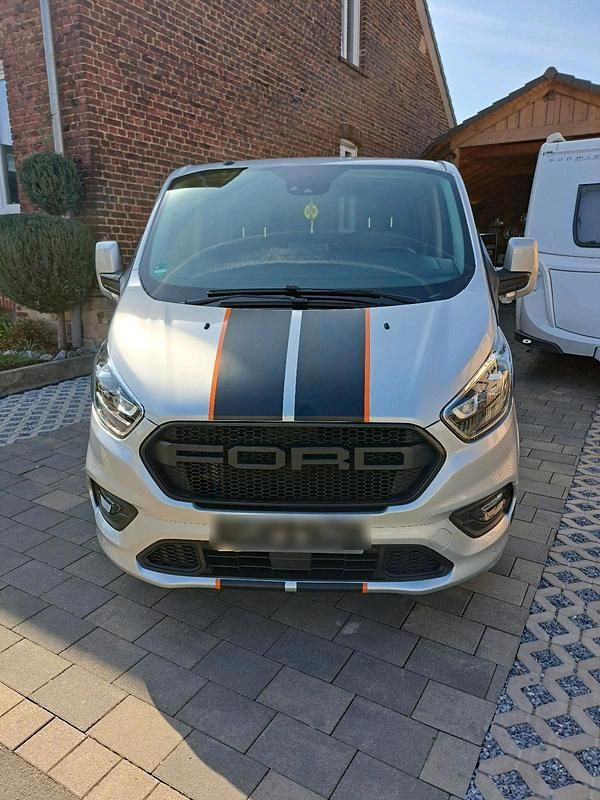 Silber Gebraucht 2019 Ford Tourneo Custom Sport Van / Kleinbus | 35.000 € - Bild 1/4