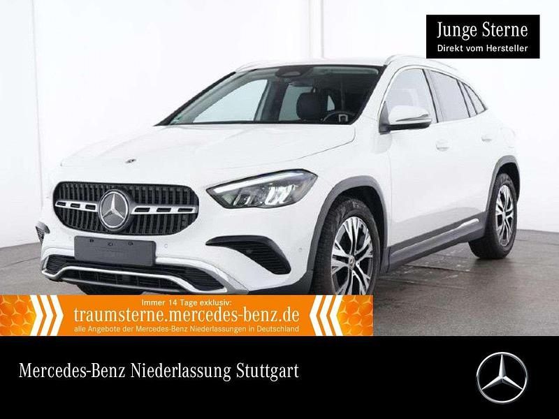 Weiß Gebraucht 2024 Mercedes GLA180 Advanced SUV | 32.990 € (Guter Preis) - Bild 1/3