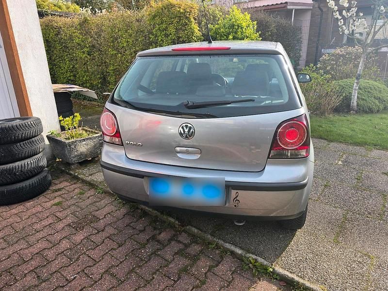 Gebraucht VW Polo 60 PS (44 kW) 2009 Grau Kleinwagen