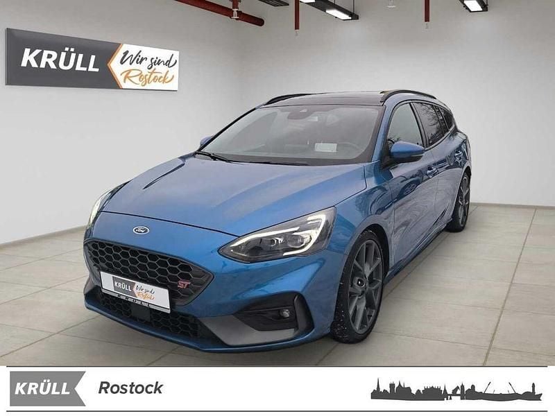 Blau Gebraucht 2021 Ford Focus Performance Edition Limousine | 24.990 € (Fairer Preis) - Bild 1/4