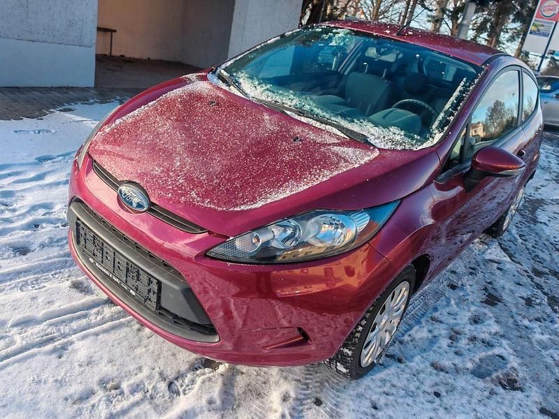 Gebraucht Ford Fiesta Ambiente 82 PS (60 kW) 2009 Rot Limousine