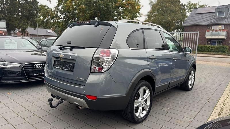 Gebraucht Chevrolet Captiva LTZ 184 PS (135 kW) 2013 Grau SUV