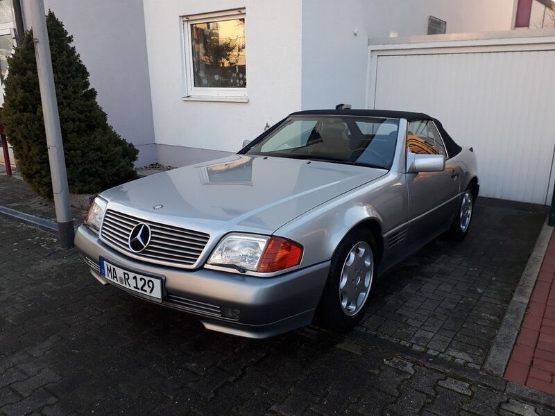 Silber Gebraucht 1991 Mercedes SL500 Cabrio | 18.999 € - Bild 1/4
