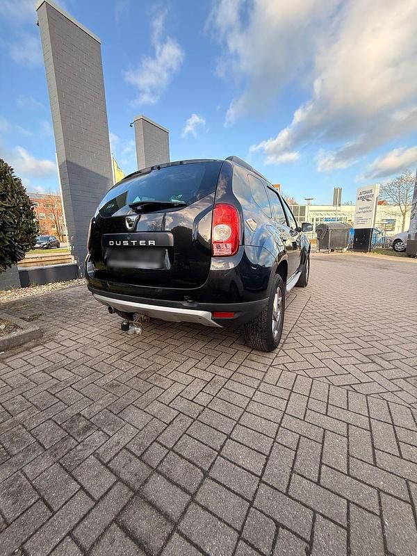 Gebraucht Dacia Duster Prestige 107 PS (78 kW) 2013 Schwarz SUV