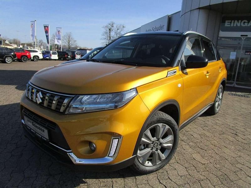 Solar yellow pearl dach schwa Gebraucht 2024 Suzuki Vitara Comfort SUV | 22.990 € (Fairer Preis) - Bild 1/4