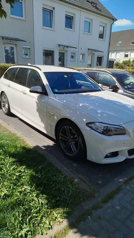 Weiß Gebraucht 2015 BMW 520 Kombi | 18.500 € (Etwas zu teuer) - Bild 1/4