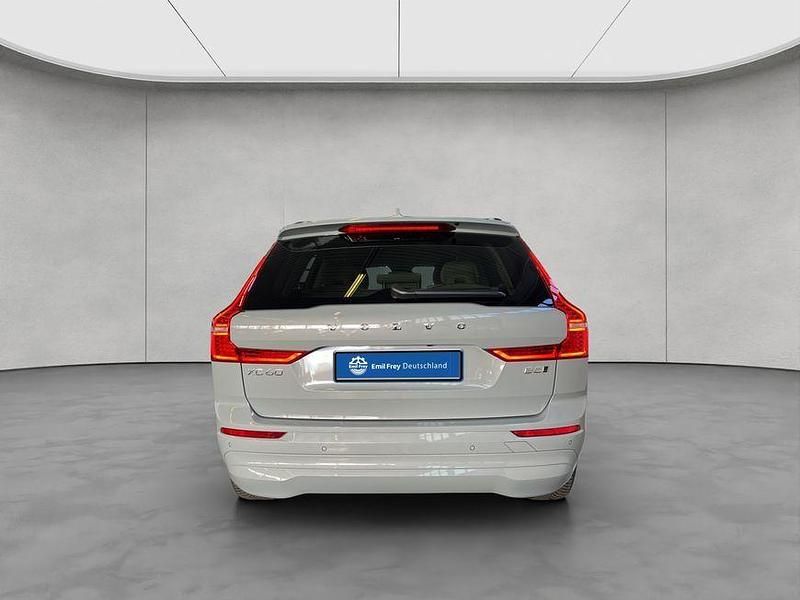 Gebraucht Volvo XC60 250 PS (183 kW) 2024 Grau SUV