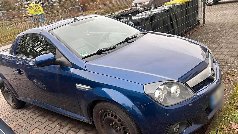Gebraucht Opel Tigra 90 PS (66 kW) 2005 Blau Cabrio
